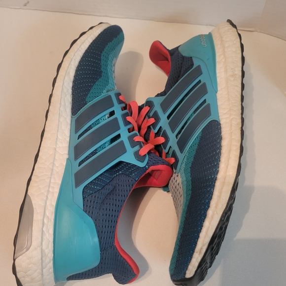 Adidas Ultra Boost AQ4005 - Mineral Green/Red - Picture 7 of 12